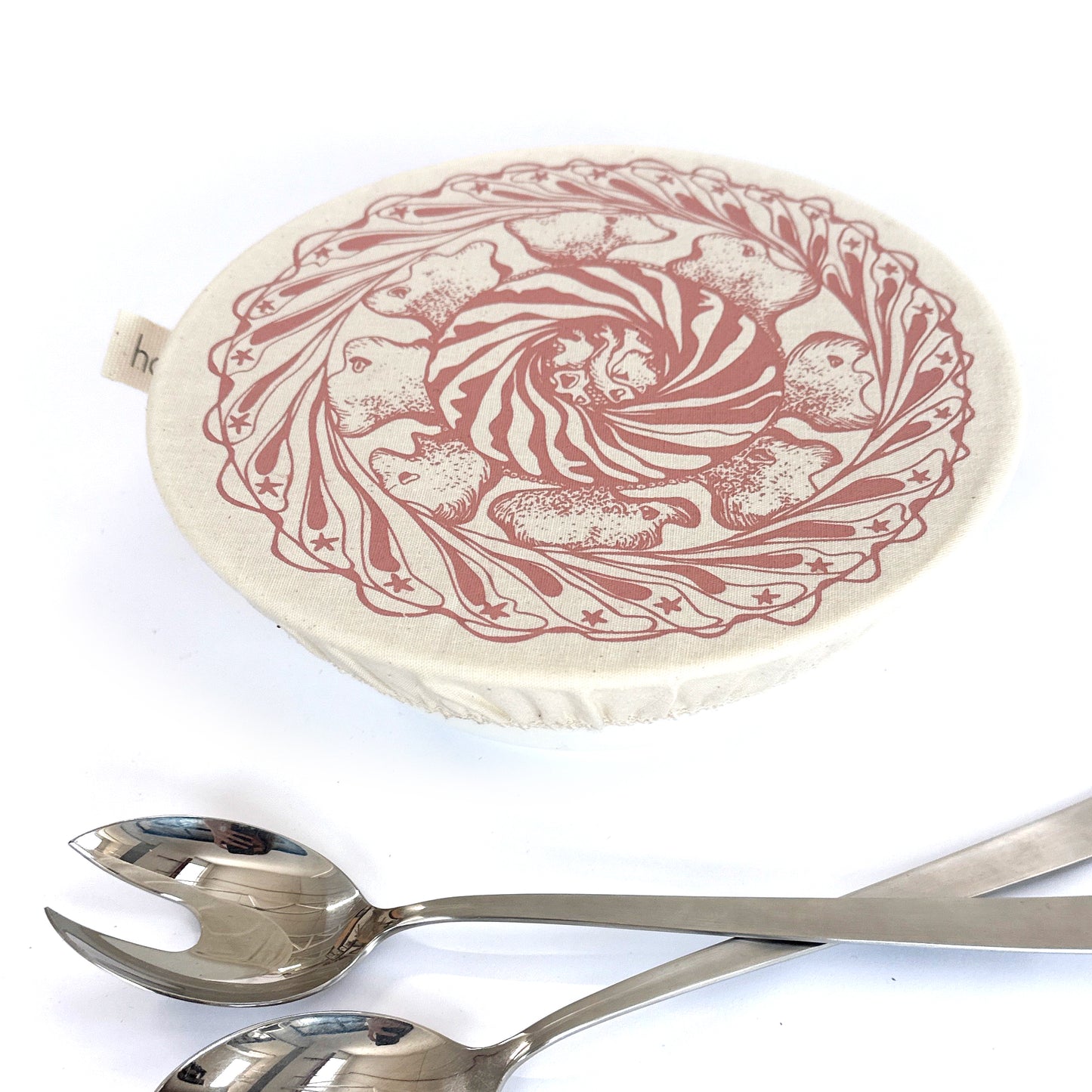 Halo Dish and Bowl Cover Medium | Starfish Print