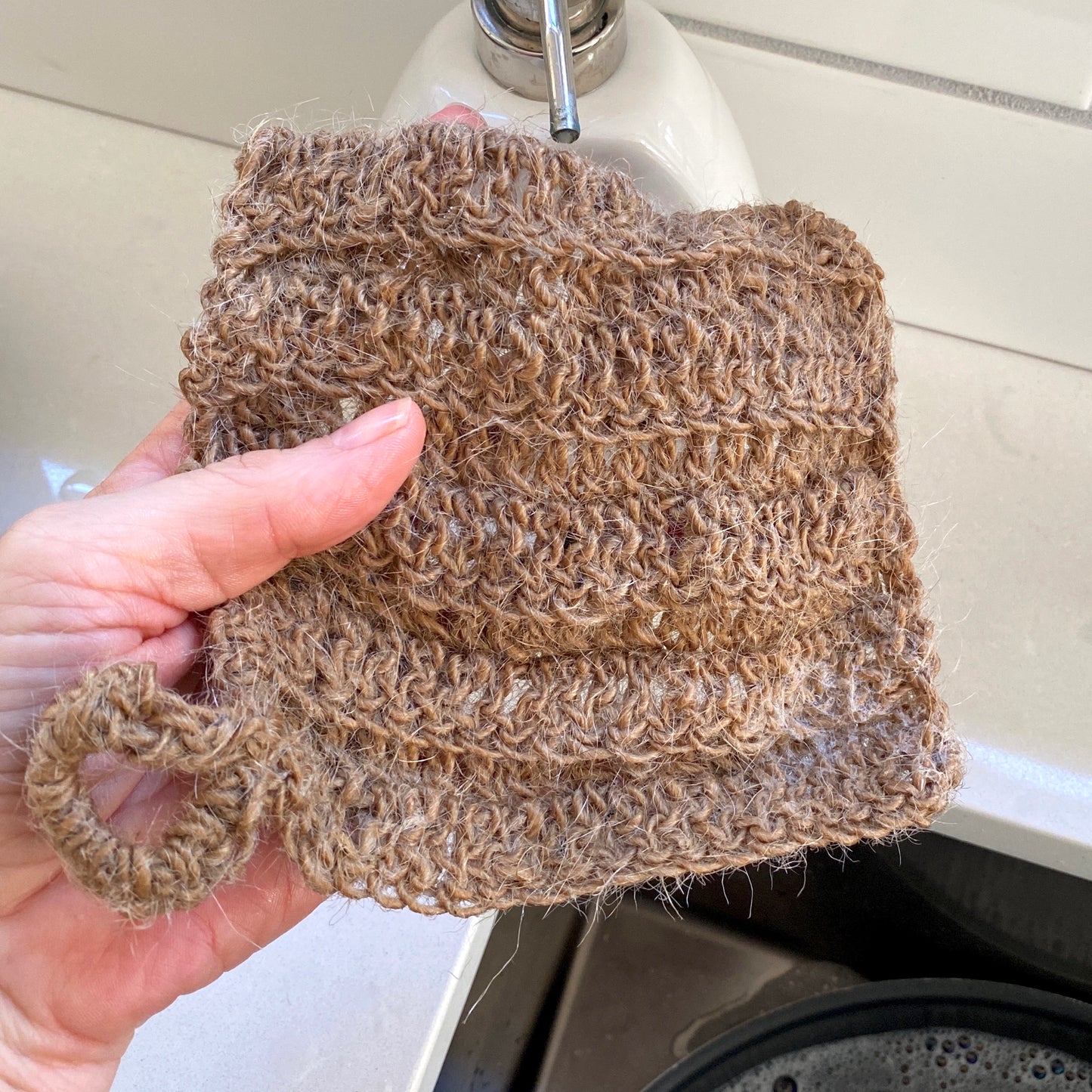 Tawashi Scrub | eco friendly alternative to a green synthetic sponge