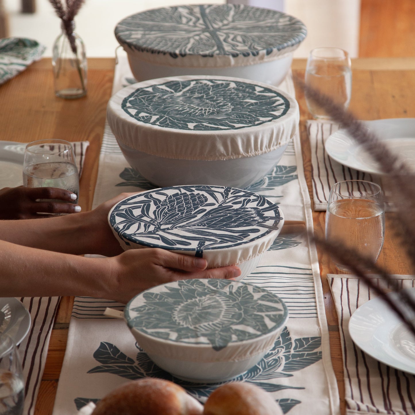 Dish and Bowl Cover Extra Large | Protea Print