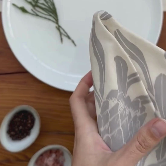 Cotton Table Napkins Protea Print | cloth table decor, table setting sets
